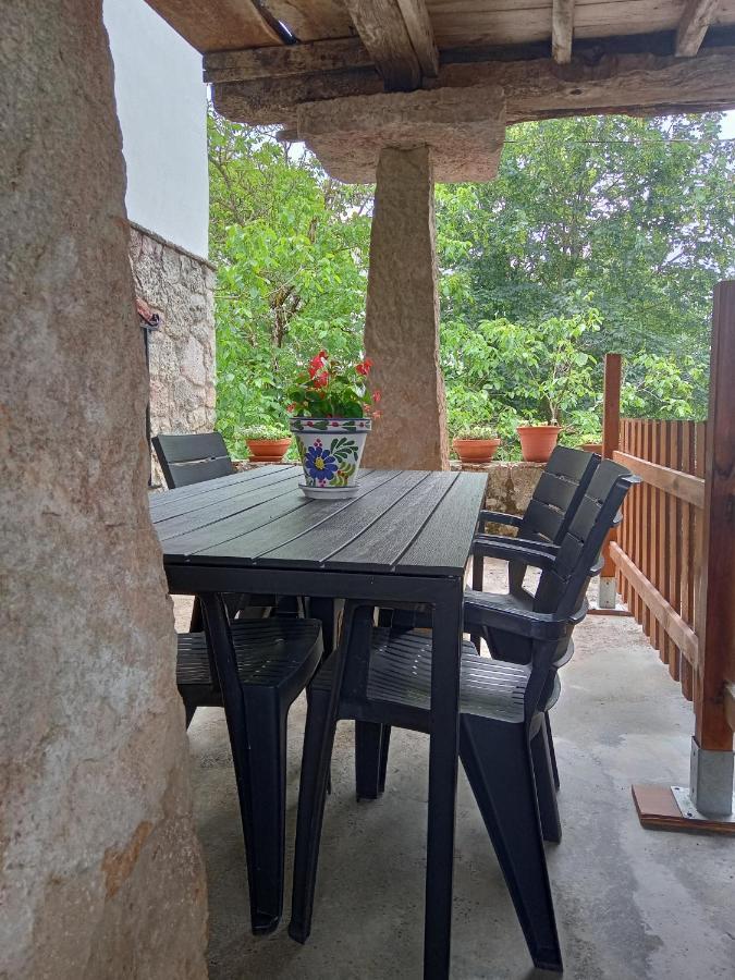 Casa La Cruz A 2km De Onís